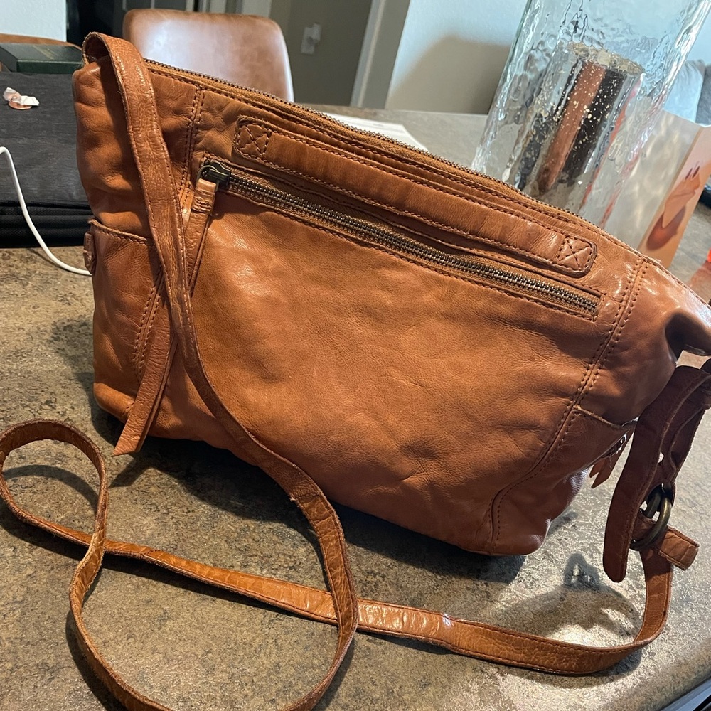 NWOT Frye Crossbody
